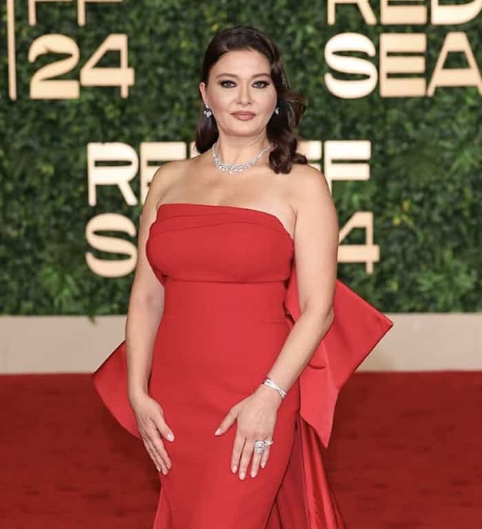 nurgül yeşilçay yeni dizisi ömür usta