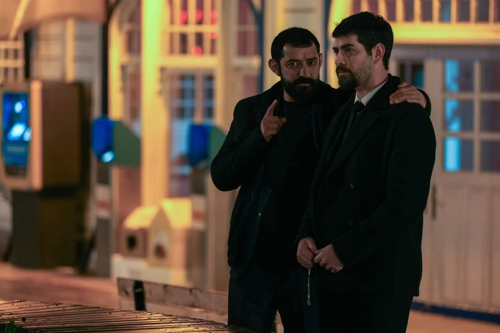 Sevdiğim Sensin 5. Bölümde Ferman, Kadir’i vurdu! Erkan duygularını Dicle’ye itiraf edecek mi? 7 4