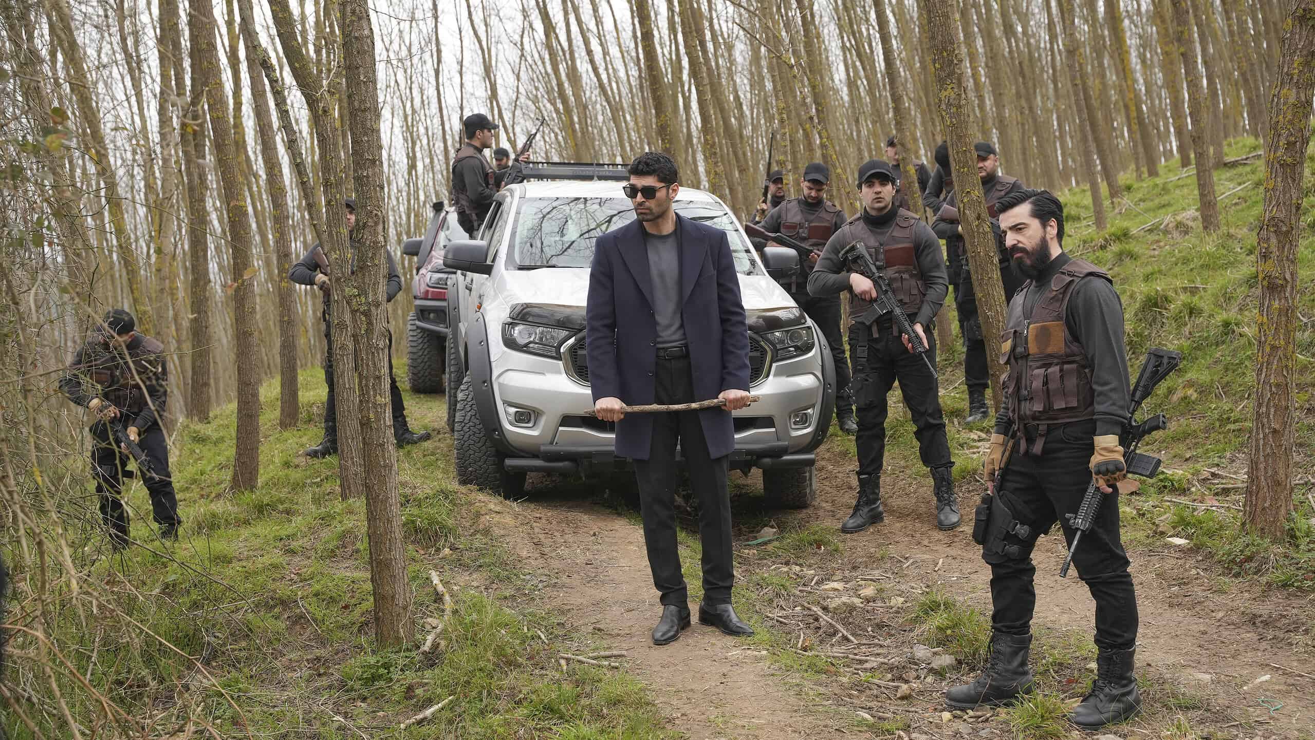 Eşref Rüya 37. Bölümde Eşref, Yaşar’ı kendi oyununda vurdu! Çiğdem’den Eşref’i sarsan itiraf: Nisan senin Rüya’n! 7 SMT04904 scaled 1