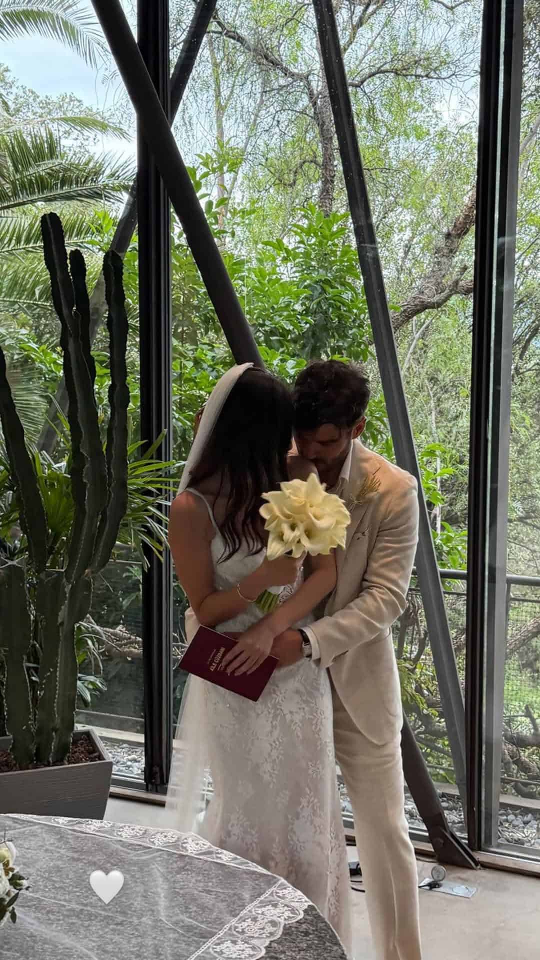 Nesrin Cavadzade, Kadir Taner Uçar ile nikah masasına oturdu! 5 Nesrin Cavadzade Kadir Taner Ucar 1